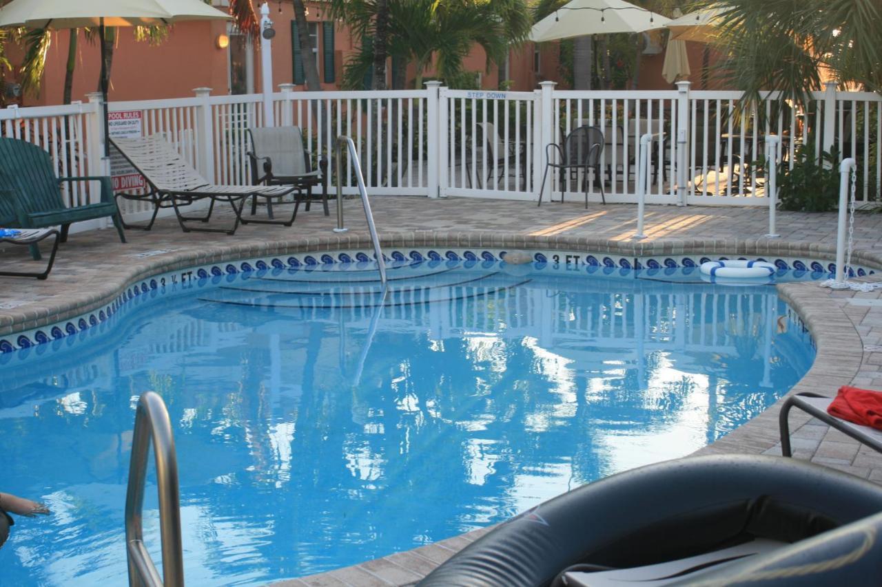 Blue Waters Treasure Island Villa St. Pete Beach Exterior photo